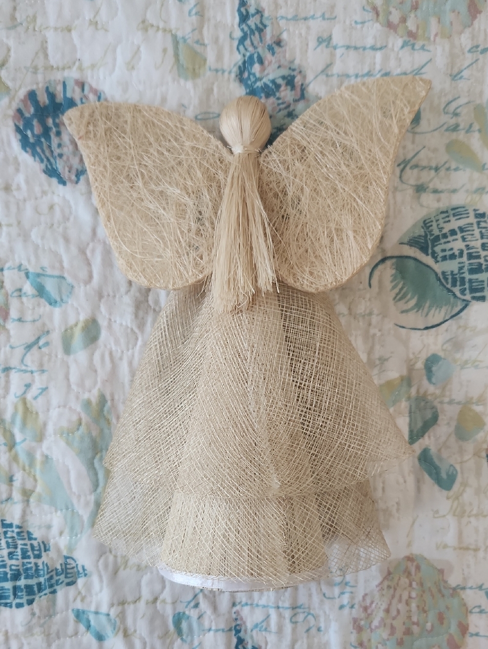 Tree Topper Angel - Picture 2 of 3